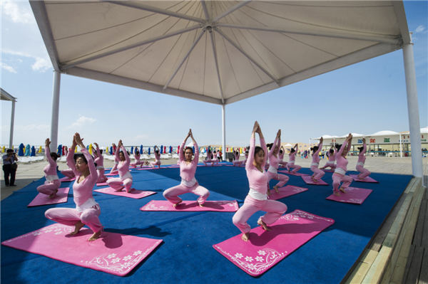 响沙湾,沙漠,度假地,景区,旅游,图片,照片,摄影,内蒙古响沙湾,内蒙古旅游,鄂尔多斯市旅游,莲花酒店,莲花度假酒店,莲沙度假岛,福沙度假岛,悦沙休闲岛,仙沙休闲岛,一粒沙度假村,在线预订,预定,旅行社,AAAAA,5A级旅游景区,库布齐,库布其沙漠,库布其旅游