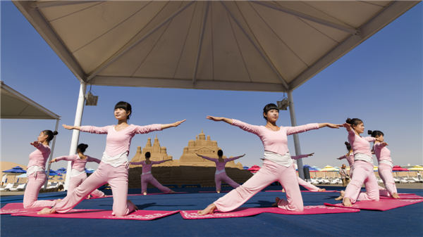 响沙湾,沙漠,度假地,景区,旅游,图片,照片,摄影,内蒙古响沙湾,内蒙古旅游,鄂尔多斯市旅游,莲花酒店,莲花度假酒店,莲沙度假岛,福沙度假岛,悦沙休闲岛,仙沙休闲岛,一粒沙度假村,在线预订,预定,旅行社,AAAAA,5A级旅游景区,库布齐,库布其沙漠,库布其旅游