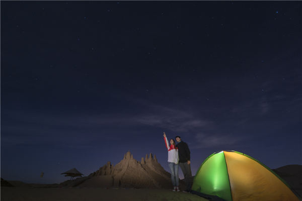 响沙湾,沙漠,度假地,景区,旅游,图片,照片,摄影,内蒙古响沙湾,内蒙古旅游,鄂尔多斯市旅游,莲花酒店,莲花度假酒店,莲沙度假岛,福沙度假岛,悦沙休闲岛,仙沙休闲岛,一粒沙度假村,在线预订,预定,旅行社,AAAAA,5A级旅游景区,库布齐,库布其沙漠,库布其旅游