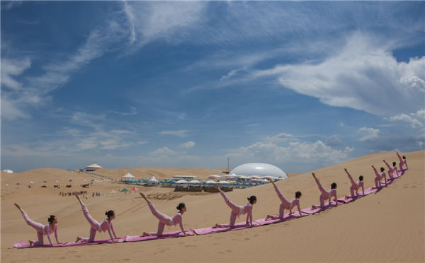 响沙湾,沙漠,度假地,景区,旅游,图片,照片,摄影,内蒙古响沙湾,内蒙古旅游,鄂尔多斯市旅游,莲花酒店,莲花度假酒店,莲沙度假岛,福沙度假岛,悦沙休闲岛,仙沙休闲岛,一粒沙度假村,在线预订,预定,旅行社,AAAAA,5A级旅游景区,库布齐,库布其沙漠,库布其旅游