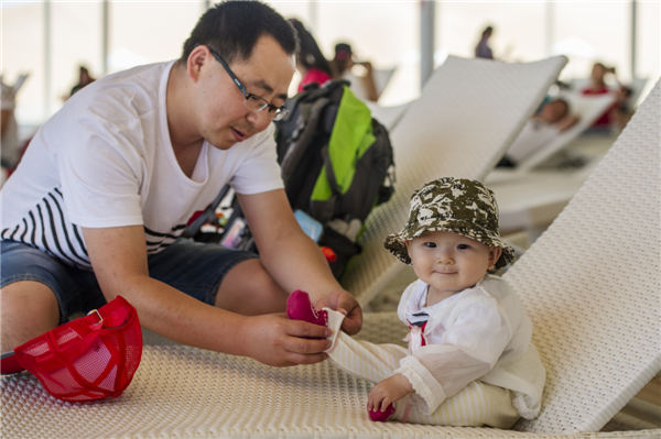 响沙湾,沙漠,度假地,景区,旅游,图片,照片,摄影,内蒙古响沙湾,内蒙古旅游,鄂尔多斯市旅游,莲花酒店,莲花度假酒店,莲沙度假岛,福沙度假岛,悦沙休闲岛,仙沙休闲岛,一粒沙度假村,在线预订,预定,旅行社,AAAAA,5A级旅游景区,库布齐,库布其沙漠,库布其旅游