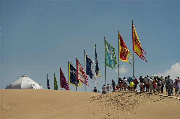 响沙湾,沙漠,度假地,景区,旅游,图片,照片,摄影,内蒙古响沙湾,内蒙古旅游,鄂尔多斯市旅游,莲花酒店,莲花度假酒店,莲沙度假岛,福沙度假岛,悦沙休闲岛,仙沙休闲岛,一粒沙度假村,在线预订,预定,旅行社,AAAAA,5A级旅游景区,库布齐,库布其沙漠,库布其旅游