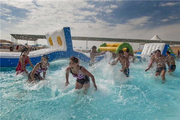 响沙湾,沙漠,度假地,景区,旅游,图片,照片,摄影,内蒙古响沙湾,内蒙古旅游,鄂尔多斯市旅游,莲花酒店,莲花度假酒店,莲沙度假岛,福沙度假岛,悦沙休闲岛,仙沙休闲岛,一粒沙度假村,在线预订,预定,旅行社,AAAAA,5A级旅游景区,库布齐,库布其沙漠,库布其旅游