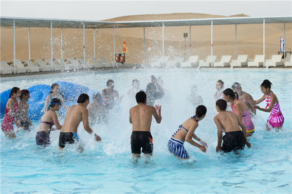 响沙湾,沙漠,度假地,景区,旅游,图片,照片,摄影,内蒙古响沙湾,内蒙古旅游,鄂尔多斯市旅游,莲花酒店,莲花度假酒店,莲沙度假岛,福沙度假岛,悦沙休闲岛,仙沙休闲岛,一粒沙度假村,在线预订,预定,旅行社,AAAAA,5A级旅游景区,库布齐,库布其沙漠,库布其旅游