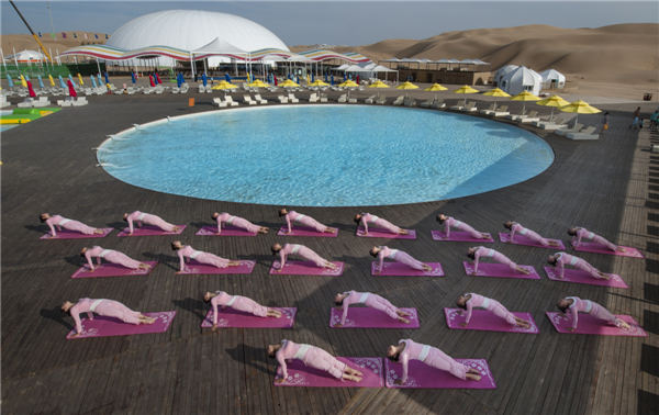 响沙湾,沙漠,度假地,景区,旅游,图片,照片,摄影,内蒙古响沙湾,内蒙古旅游,鄂尔多斯市旅游,莲花酒店,莲花度假酒店,莲沙度假岛,福沙度假岛,悦沙休闲岛,仙沙休闲岛,一粒沙度假村,在线预订,预定,旅行社,AAAAA,5A级旅游景区,库布齐,库布其沙漠,库布其旅游