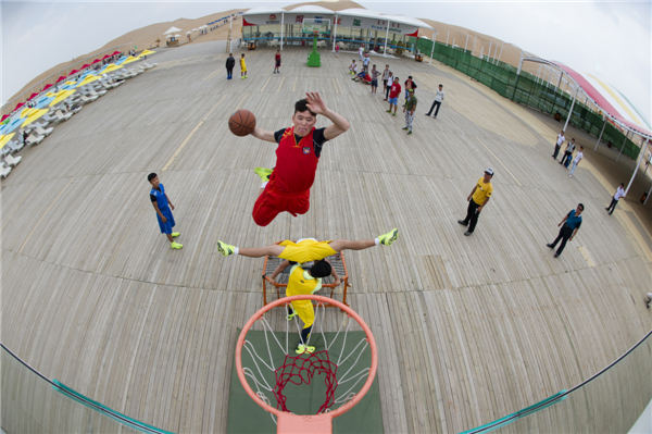 响沙湾,沙漠,度假地,景区,旅游,图片,照片,摄影,内蒙古响沙湾,内蒙古旅游,鄂尔多斯市旅游,莲花酒店,莲花度假酒店,莲沙度假岛,福沙度假岛,悦沙休闲岛,仙沙休闲岛,一粒沙度假村,在线预订,预定,旅行社,AAAAA,5A级旅游景区,库布齐,库布其沙漠,库布其旅游