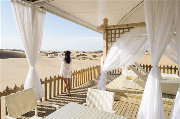 响沙湾,沙漠,度假地,景区,旅游,图片,照片,摄影,内蒙古响沙湾,内蒙古旅游,鄂尔多斯市旅游,莲花酒店,莲花度假酒店,莲沙度假岛,福沙度假岛,悦沙休闲岛,仙沙休闲岛,一粒沙度假村,在线预订,预定,旅行社,AAAAA,5A级旅游景区,库布齐,库布其沙漠,库布其旅游