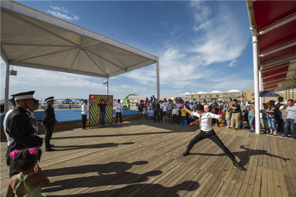 响沙湾,沙漠,度假地,景区,旅游,图片,照片,摄影,内蒙古响沙湾,内蒙古旅游,鄂尔多斯市旅游,莲花酒店,莲花度假酒店,莲沙度假岛,福沙度假岛,悦沙休闲岛,仙沙休闲岛,一粒沙度假村,在线预订,预定,旅行社,AAAAA,5A级旅游景区,库布齐,库布其沙漠,库布其旅游