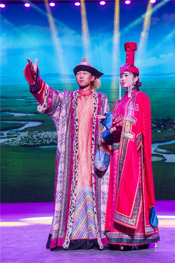 响沙湾,沙漠,度假地,景区,旅游,图片,照片,摄影,内蒙古响沙湾,内蒙古旅游,鄂尔多斯市旅游,莲花酒店,莲花度假酒店,莲沙度假岛,福沙度假岛,悦沙休闲岛,仙沙休闲岛,一粒沙度假村,在线预订,预定,旅行社,AAAAA,5A级旅游景区,库布齐,库布其沙漠,库布其旅游