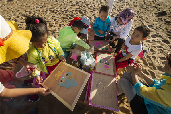 响沙湾,沙漠,度假地,景区,旅游,图片,照片,摄影,内蒙古响沙湾,内蒙古旅游,鄂尔多斯市旅游,莲花酒店,莲花度假酒店,莲沙度假岛,福沙度假岛,悦沙休闲岛,仙沙休闲岛,一粒沙度假村,在线预订,预定,旅行社,AAAAA,5A级旅游景区,库布齐,库布其沙漠,库布其旅游