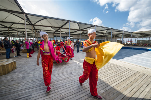 响沙湾,沙漠,度假地,景区,旅游,图片,照片,摄影,内蒙古响沙湾,内蒙古旅游,鄂尔多斯市旅游,莲花酒店,莲花度假酒店,莲沙度假岛,福沙度假岛,悦沙休闲岛,仙沙休闲岛,一粒沙度假村,在线预订,预定,旅行社,AAAAA,5A级旅游景区,库布齐,库布其沙漠,库布其旅游