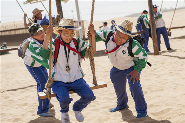 响沙湾,沙漠,度假地,景区,旅游,图片,照片,摄影,内蒙古响沙湾,内蒙古旅游,鄂尔多斯市旅游,莲花酒店,莲花度假酒店,莲沙度假岛,福沙度假岛,悦沙休闲岛,仙沙休闲岛,一粒沙度假村,在线预订,预定,旅行社,AAAAA,5A级旅游景区,库布齐,库布其沙漠,库布其旅游