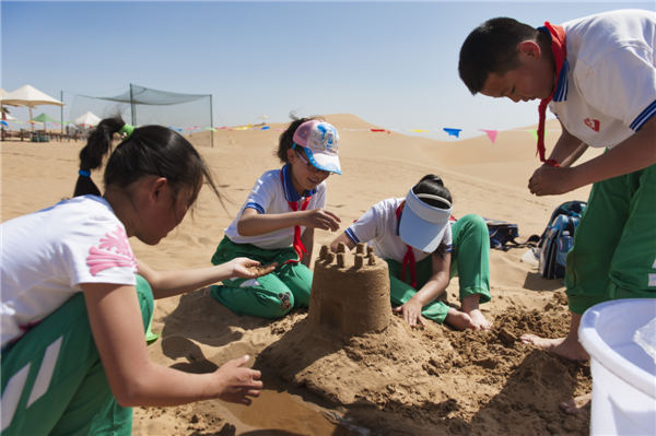 响沙湾,沙漠,度假地,景区,旅游,图片,照片,摄影,内蒙古响沙湾,内蒙古旅游,鄂尔多斯市旅游,莲花酒店,莲花度假酒店,莲沙度假岛,福沙度假岛,悦沙休闲岛,仙沙休闲岛,一粒沙度假村,在线预订,预定,旅行社,AAAAA,5A级旅游景区,库布齐,库布其沙漠,库布其旅游