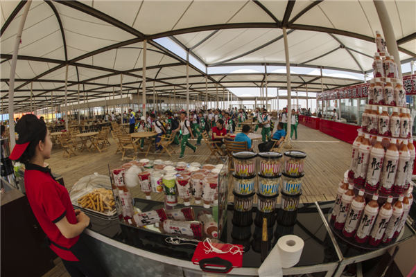 响沙湾,沙漠,度假地,景区,旅游,图片,照片,摄影,内蒙古响沙湾,内蒙古旅游,鄂尔多斯市旅游,莲花酒店,莲花度假酒店,莲沙度假岛,福沙度假岛,悦沙休闲岛,仙沙休闲岛,一粒沙度假村,在线预订,预定,旅行社,AAAAA,5A级旅游景区,库布齐,库布其沙漠,库布其旅游