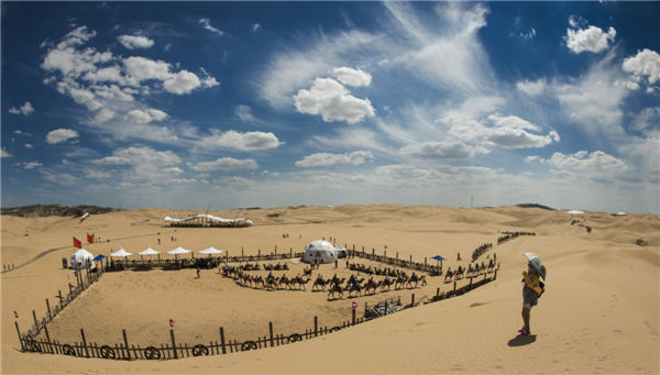 响沙湾,沙漠,度假地,景区,旅游,图片,照片,摄影,内蒙古响沙湾,内蒙古旅游,鄂尔多斯市旅游,莲花酒店,莲花度假酒店,莲沙度假岛,福沙度假岛,悦沙休闲岛,仙沙休闲岛,一粒沙度假村,在线预订,预定,旅行社,AAAAA,5A级旅游景区,库布齐,库布其沙漠,库布其旅游