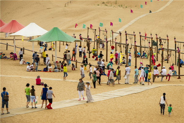 响沙湾,沙漠,度假地,景区,旅游,图片,照片,摄影,内蒙古响沙湾,内蒙古旅游,鄂尔多斯市旅游,莲花酒店,莲花度假酒店,莲沙度假岛,福沙度假岛,悦沙休闲岛,仙沙休闲岛,一粒沙度假村,在线预订,预定,旅行社,AAAAA,5A级旅游景区,库布齐,库布其沙漠,库布其旅游