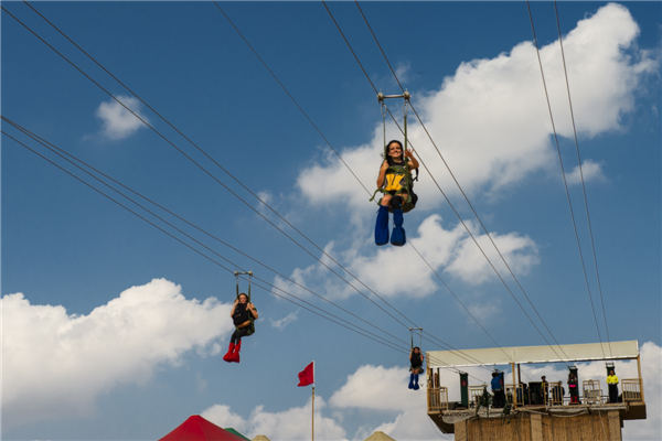 响沙湾,沙漠,度假地,景区,旅游,图片,照片,摄影,内蒙古响沙湾,内蒙古旅游,鄂尔多斯市旅游,莲花酒店,莲花度假酒店,莲沙度假岛,福沙度假岛,悦沙休闲岛,仙沙休闲岛,一粒沙度假村,在线预订,预定,旅行社,AAAAA,5A级旅游景区,库布齐,库布其沙漠,库布其旅游