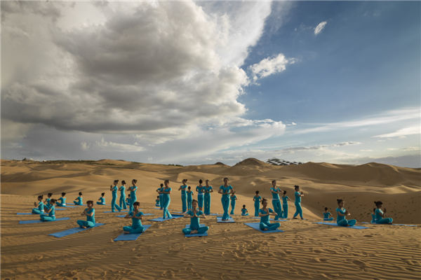 响沙湾,沙漠,度假地,景区,旅游,图片,照片,摄影,内蒙古响沙湾,内蒙古旅游,鄂尔多斯市旅游,莲花酒店,莲花度假酒店,莲沙度假岛,福沙度假岛,悦沙休闲岛,仙沙休闲岛,一粒沙度假村,在线预订,预定,旅行社,AAAAA,5A级旅游景区,库布齐,库布其沙漠,库布其旅游