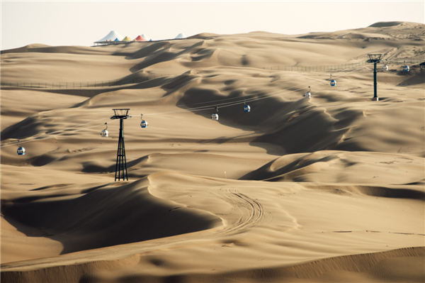 响沙湾,沙漠,度假地,景区,旅游,图片,照片,摄影,内蒙古响沙湾,内蒙古旅游,鄂尔多斯市旅游,莲花酒店,莲花度假酒店,莲沙度假岛,福沙度假岛,悦沙休闲岛,仙沙休闲岛,一粒沙度假村,在线预订,预定,旅行社,AAAAA,5A级旅游景区,库布齐,库布其沙漠,库布其旅游