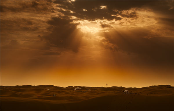 响沙湾,沙漠,度假地,景区,旅游,图片,照片,摄影,内蒙古响沙湾,内蒙古旅游,鄂尔多斯市旅游,莲花酒店,莲花度假酒店,莲沙度假岛,福沙度假岛,悦沙休闲岛,仙沙休闲岛,一粒沙度假村,在线预订,预定,旅行社,AAAAA,5A级旅游景区,库布齐,库布其沙漠,库布其旅游