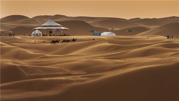 响沙湾,沙漠,度假地,景区,旅游,图片,照片,摄影,内蒙古响沙湾,内蒙古旅游,鄂尔多斯市旅游,莲花酒店,莲花度假酒店,莲沙度假岛,福沙度假岛,悦沙休闲岛,仙沙休闲岛,一粒沙度假村,在线预订,预定,旅行社,AAAAA,5A级旅游景区,库布齐,库布其沙漠,库布其旅游