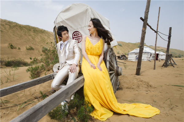 响沙湾,沙漠,度假地,景区,旅游,图片,照片,摄影,内蒙古响沙湾,内蒙古旅游,鄂尔多斯市旅游,莲花酒店,莲花度假酒店,莲沙度假岛,福沙度假岛,悦沙休闲岛,仙沙休闲岛,一粒沙度假村,在线预订,预定,旅行社,AAAAA,5A级旅游景区,库布齐,库布其沙漠,库布其旅游