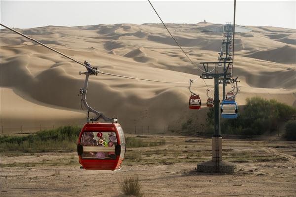 响沙湾,沙漠,度假地,景区,旅游,图片,照片,摄影,内蒙古响沙湾,内蒙古旅游,鄂尔多斯市旅游,莲花酒店,莲花度假酒店,莲沙度假岛,福沙度假岛,悦沙休闲岛,仙沙休闲岛,一粒沙度假村,在线预订,预定,旅行社,AAAAA,5A级旅游景区,库布齐,库布其沙漠,库布其旅游