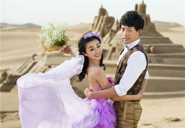 响沙湾,沙漠,度假地,景区,旅游,图片,照片,摄影,内蒙古响沙湾,内蒙古旅游,鄂尔多斯市旅游,莲花酒店,莲花度假酒店,莲沙度假岛,福沙度假岛,悦沙休闲岛,仙沙休闲岛,一粒沙度假村,在线预订,预定,旅行社,AAAAA,5A级旅游景区,库布齐,库布其沙漠,库布其旅游