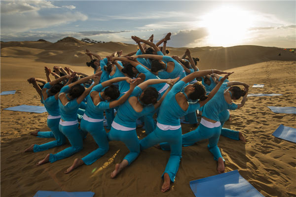 响沙湾,沙漠,度假地,景区,旅游,图片,照片,摄影,内蒙古响沙湾,内蒙古旅游,鄂尔多斯市旅游,莲花酒店,莲花度假酒店,莲沙度假岛,福沙度假岛,悦沙休闲岛,仙沙休闲岛,一粒沙度假村,在线预订,预定,旅行社,AAAAA,5A级旅游景区,库布齐,库布其沙漠,库布其旅游