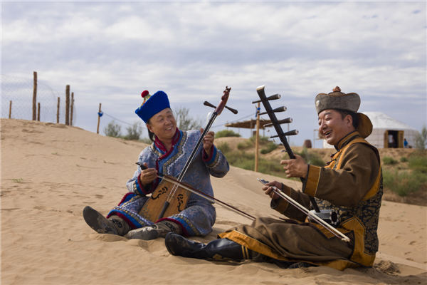 响沙湾,沙漠,度假地,景区,旅游,图片,照片,摄影,内蒙古响沙湾,内蒙古旅游,鄂尔多斯市旅游,莲花酒店,莲花度假酒店,莲沙度假岛,福沙度假岛,悦沙休闲岛,仙沙休闲岛,一粒沙度假村,在线预订,预定,旅行社,AAAAA,5A级旅游景区,库布齐,库布其沙漠,库布其旅游