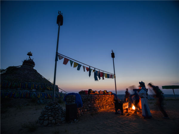 响沙湾,沙漠,度假地,景区,旅游,图片,照片,摄影,内蒙古响沙湾,内蒙古旅游,鄂尔多斯市旅游,莲花酒店,莲花度假酒店,莲沙度假岛,福沙度假岛,悦沙休闲岛,仙沙休闲岛,一粒沙度假村,在线预订,预定,旅行社,AAAAA,5A级旅游景区,库布齐,库布其沙漠,库布其旅游