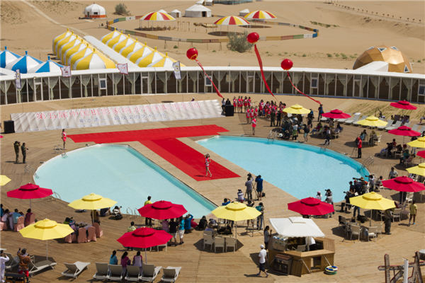 响沙湾,沙漠,度假地,景区,旅游,图片,照片,摄影,内蒙古响沙湾,内蒙古旅游,鄂尔多斯市旅游,莲花酒店,莲花度假酒店,莲沙度假岛,福沙度假岛,悦沙休闲岛,仙沙休闲岛,一粒沙度假村,在线预订,预定,旅行社,AAAAA,5A级旅游景区,库布齐,库布其沙漠,库布其旅游