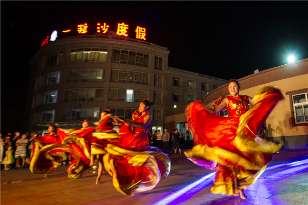 响沙湾,沙漠,度假地,景区,旅游,图片,照片,摄影,内蒙古响沙湾,内蒙古旅游,鄂尔多斯市旅游,莲花酒店,莲花度假酒店,莲沙度假岛,福沙度假岛,悦沙休闲岛,仙沙休闲岛,一粒沙度假村,在线预订,预定,旅行社,AAAAA,5A级旅游景区,库布齐,库布其沙漠,库布其旅游