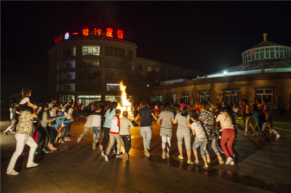 响沙湾,沙漠,度假地,景区,旅游,图片,照片,摄影,内蒙古响沙湾,内蒙古旅游,鄂尔多斯市旅游,莲花酒店,莲花度假酒店,莲沙度假岛,福沙度假岛,悦沙休闲岛,仙沙休闲岛,一粒沙度假村,在线预订,预定,旅行社,AAAAA,5A级旅游景区,库布齐,库布其沙漠,库布其旅游