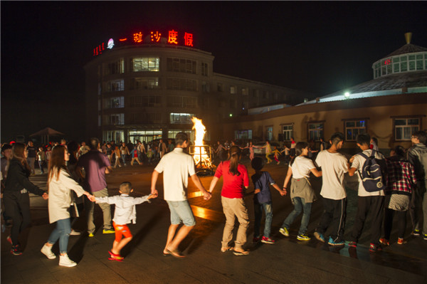 响沙湾,沙漠,度假地,景区,旅游,图片,照片,摄影,内蒙古响沙湾,内蒙古旅游,鄂尔多斯市旅游,莲花酒店,莲花度假酒店,莲沙度假岛,福沙度假岛,悦沙休闲岛,仙沙休闲岛,一粒沙度假村,在线预订,预定,旅行社,AAAAA,5A级旅游景区,库布齐,库布其沙漠,库布其旅游