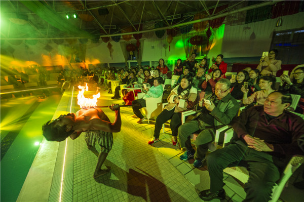 响沙湾,沙漠,度假地,景区,旅游,图片,照片,摄影,内蒙古响沙湾,内蒙古旅游,鄂尔多斯市旅游,莲花酒店,莲花度假酒店,莲沙度假岛,福沙度假岛,悦沙休闲岛,仙沙休闲岛,一粒沙度假村,在线预订,预定,旅行社,AAAAA,5A级旅游景区,库布齐,库布其沙漠,库布其旅游