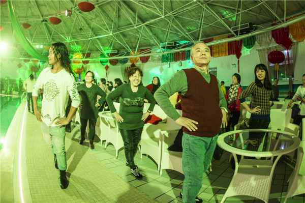 响沙湾,沙漠,度假地,景区,旅游,图片,照片,摄影,内蒙古响沙湾,内蒙古旅游,鄂尔多斯市旅游,莲花酒店,莲花度假酒店,莲沙度假岛,福沙度假岛,悦沙休闲岛,仙沙休闲岛,一粒沙度假村,在线预订,预定,旅行社,AAAAA,5A级旅游景区,库布齐,库布其沙漠,库布其旅游