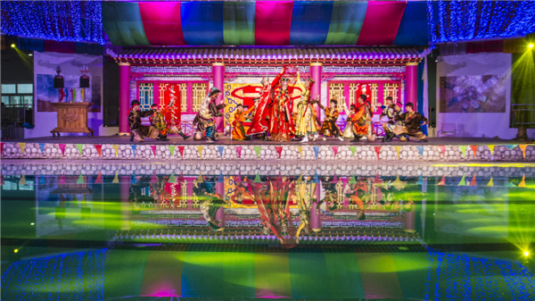 响沙湾,沙漠,度假地,景区,旅游,图片,照片,摄影,内蒙古响沙湾,内蒙古旅游,鄂尔多斯市旅游,莲花酒店,莲花度假酒店,莲沙度假岛,福沙度假岛,悦沙休闲岛,仙沙休闲岛,一粒沙度假村,在线预订,预定,旅行社,AAAAA,5A级旅游景区,库布齐,库布其沙漠,库布其旅游