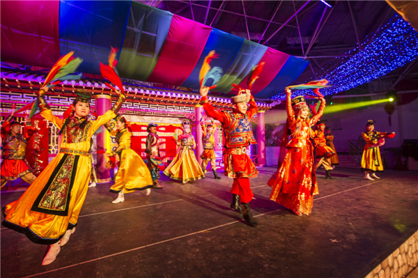 响沙湾,沙漠,度假地,景区,旅游,图片,照片,摄影,内蒙古响沙湾,内蒙古旅游,鄂尔多斯市旅游,莲花酒店,莲花度假酒店,莲沙度假岛,福沙度假岛,悦沙休闲岛,仙沙休闲岛,一粒沙度假村,在线预订,预定,旅行社,AAAAA,5A级旅游景区,库布齐,库布其沙漠,库布其旅游