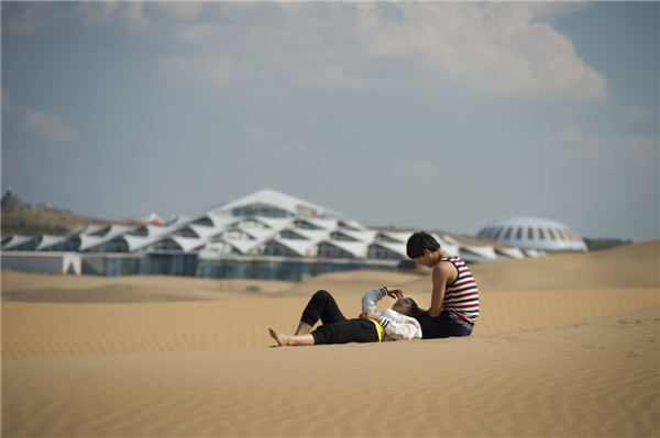 响沙湾,沙漠,度假地,景区,旅游,图片,照片,摄影,内蒙古响沙湾,内蒙古旅游,鄂尔多斯市旅游,莲花酒店,莲花度假酒店,莲沙度假岛,福沙度假岛,悦沙休闲岛,仙沙休闲岛,一粒沙度假村,在线预订,预定,旅行社,AAAAA,5A级旅游景区,库布齐,库布其沙漠,库布其旅游