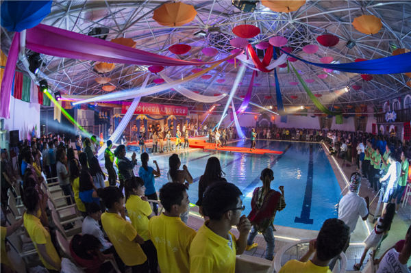 响沙湾,沙漠,度假地,景区,旅游,图片,照片,摄影,内蒙古响沙湾,内蒙古旅游,鄂尔多斯市旅游,莲花酒店,莲花度假酒店,莲沙度假岛,福沙度假岛,悦沙休闲岛,仙沙休闲岛,一粒沙度假村,在线预订,预定,旅行社,AAAAA,5A级旅游景区,库布齐,库布其沙漠,库布其旅游