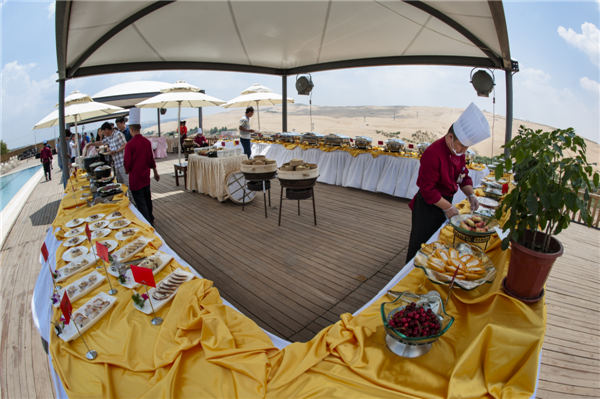 响沙湾,沙漠,度假地,景区,旅游,图片,照片,摄影,内蒙古响沙湾,内蒙古旅游,鄂尔多斯市旅游,莲花酒店,莲花度假酒店,莲沙度假岛,福沙度假岛,悦沙休闲岛,仙沙休闲岛,一粒沙度假村,在线预订,预定,旅行社,AAAAA,5A级旅游景区,库布齐,库布其沙漠,库布其旅游