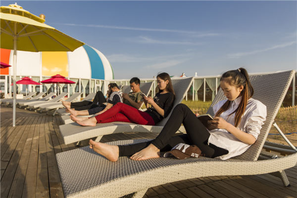 响沙湾,沙漠,度假地,景区,旅游,图片,照片,摄影,内蒙古响沙湾,内蒙古旅游,鄂尔多斯市旅游,莲花酒店,莲花度假酒店,莲沙度假岛,福沙度假岛,悦沙休闲岛,仙沙休闲岛,一粒沙度假村,在线预订,预定,旅行社,AAAAA,5A级旅游景区,库布齐,库布其沙漠,库布其旅游