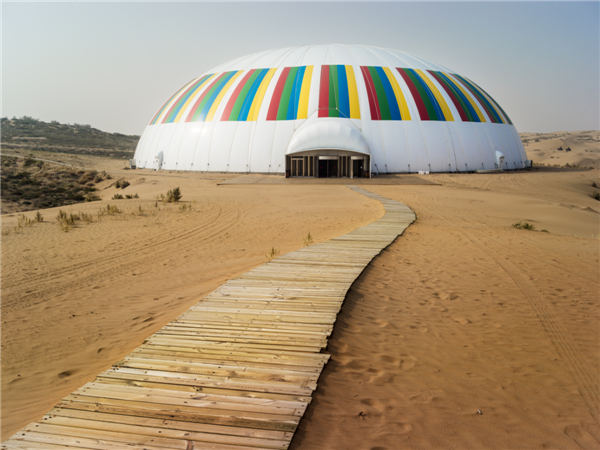 响沙湾,沙漠,度假地,景区,旅游,图片,照片,摄影,内蒙古响沙湾,内蒙古旅游,鄂尔多斯市旅游,莲花酒店,莲花度假酒店,莲沙度假岛,福沙度假岛,悦沙休闲岛,仙沙休闲岛,一粒沙度假村,在线预订,预定,旅行社,AAAAA,5A级旅游景区,库布齐,库布其沙漠,库布其旅游