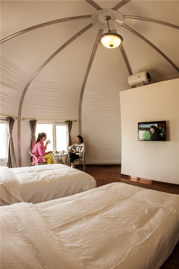 响沙湾,沙漠,度假地,景区,旅游,图片,照片,摄影,内蒙古响沙湾,内蒙古旅游,鄂尔多斯市旅游,莲花酒店,莲花度假酒店,莲沙度假岛,福沙度假岛,悦沙休闲岛,仙沙休闲岛,一粒沙度假村,在线预订,预定,旅行社,AAAAA,5A级旅游景区,库布齐,库布其沙漠,库布其旅游