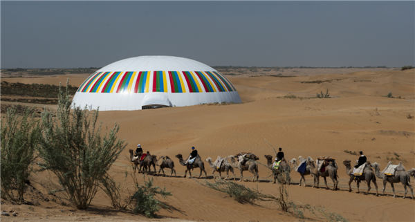 响沙湾,沙漠,度假地,景区,旅游,图片,照片,摄影,内蒙古响沙湾,内蒙古旅游,鄂尔多斯市旅游,莲花酒店,莲花度假酒店,莲沙度假岛,福沙度假岛,悦沙休闲岛,仙沙休闲岛,一粒沙度假村,在线预订,预定,旅行社,AAAAA,5A级旅游景区,库布齐,库布其沙漠,库布其旅游