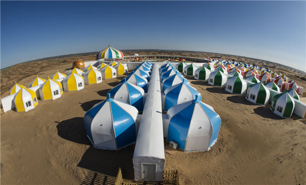 响沙湾,沙漠,度假地,景区,旅游,图片,照片,摄影,内蒙古响沙湾,内蒙古旅游,鄂尔多斯市旅游,莲花酒店,莲花度假酒店,莲沙度假岛,福沙度假岛,悦沙休闲岛,仙沙休闲岛,一粒沙度假村,在线预订,预定,旅行社,AAAAA,5A级旅游景区,库布齐,库布其沙漠,库布其旅游