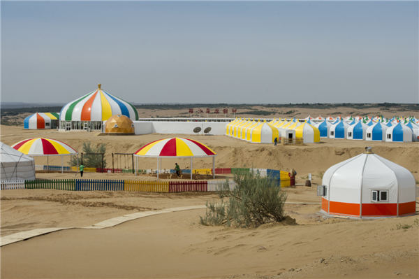 响沙湾,沙漠,度假地,景区,旅游,图片,照片,摄影,内蒙古响沙湾,内蒙古旅游,鄂尔多斯市旅游,莲花酒店,莲花度假酒店,莲沙度假岛,福沙度假岛,悦沙休闲岛,仙沙休闲岛,一粒沙度假村,在线预订,预定,旅行社,AAAAA,5A级旅游景区,库布齐,库布其沙漠,库布其旅游