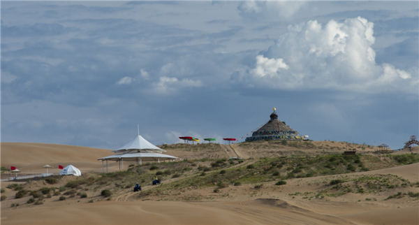 响沙湾,沙漠,度假地,景区,旅游,图片,照片,摄影,内蒙古响沙湾,内蒙古旅游,鄂尔多斯市旅游,莲花酒店,莲花度假酒店,莲沙度假岛,福沙度假岛,悦沙休闲岛,仙沙休闲岛,一粒沙度假村,在线预订,预定,旅行社,AAAAA,5A级旅游景区,库布齐,库布其沙漠,库布其旅游