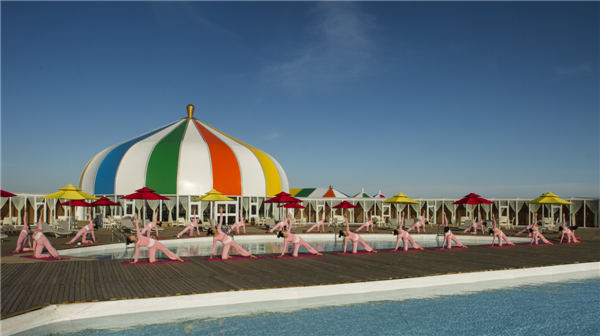 响沙湾,沙漠,度假地,景区,旅游,图片,照片,摄影,内蒙古响沙湾,内蒙古旅游,鄂尔多斯市旅游,莲花酒店,莲花度假酒店,莲沙度假岛,福沙度假岛,悦沙休闲岛,仙沙休闲岛,一粒沙度假村,在线预订,预定,旅行社,AAAAA,5A级旅游景区,库布齐,库布其沙漠,库布其旅游